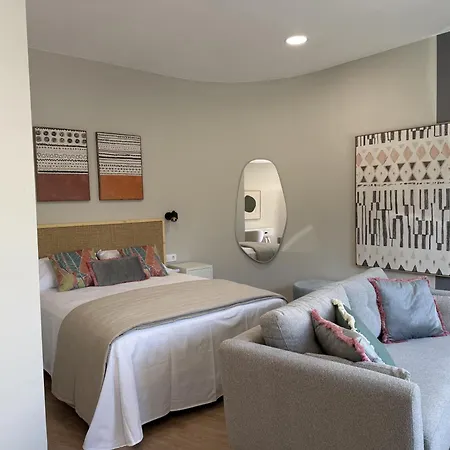 Loureiro 4 Loft Apartment *